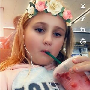 Meet your Posher, Emerald